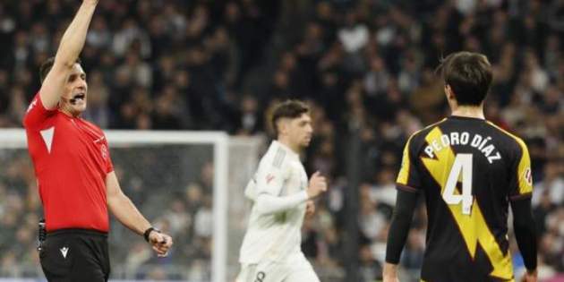 L'àrbitre Díaz de Mera i un nou escàndol a favor del Reial Madrid