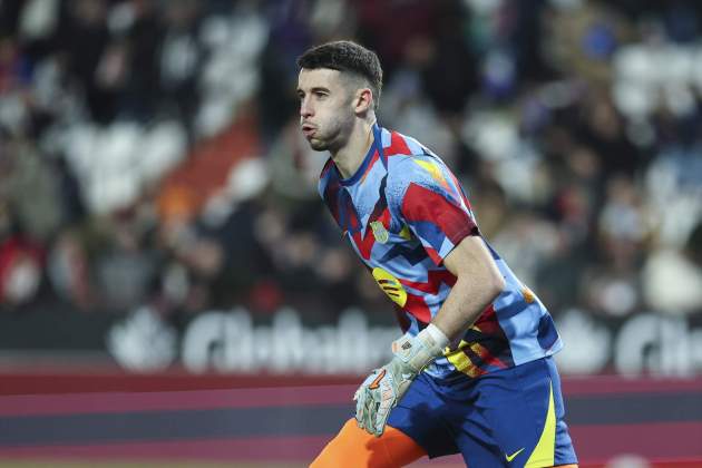 Joan Garcia calentamiento Barça / Foto: Europa Press
