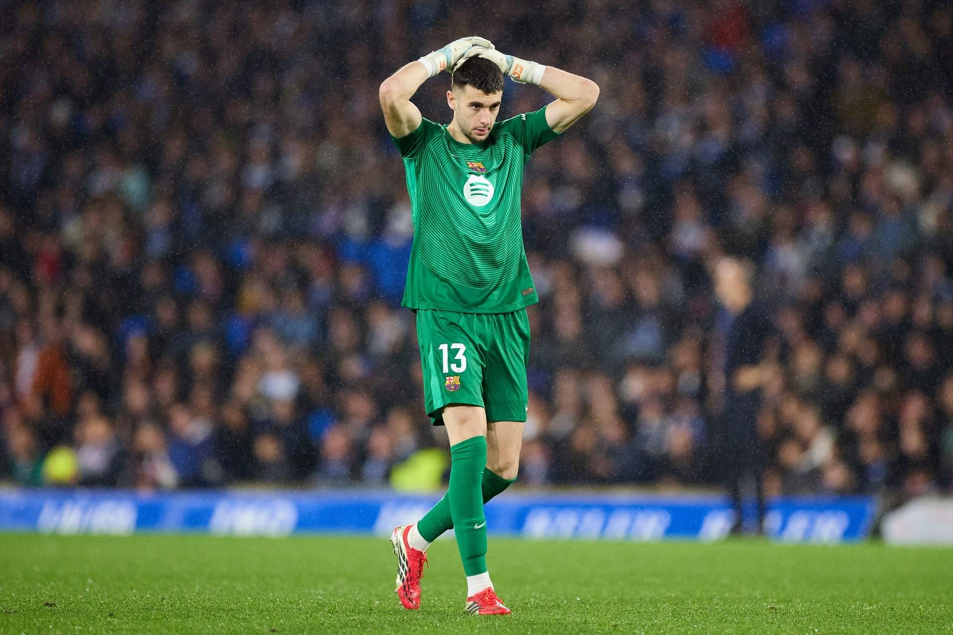 Joan Garcia tira de surrealismo contra el Albacete y el Barça queda estupefacto