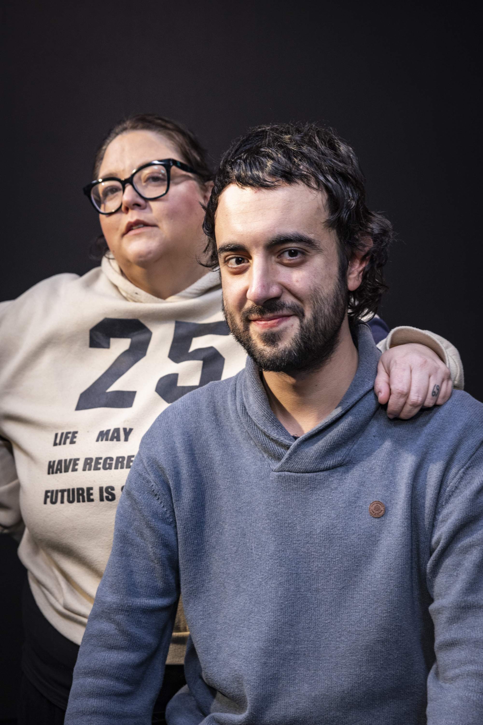 Entrevista a Anna Gómez i Adrià Allo, portaveus de Dignitat a les Vies / Foto: Carlos Baglietto