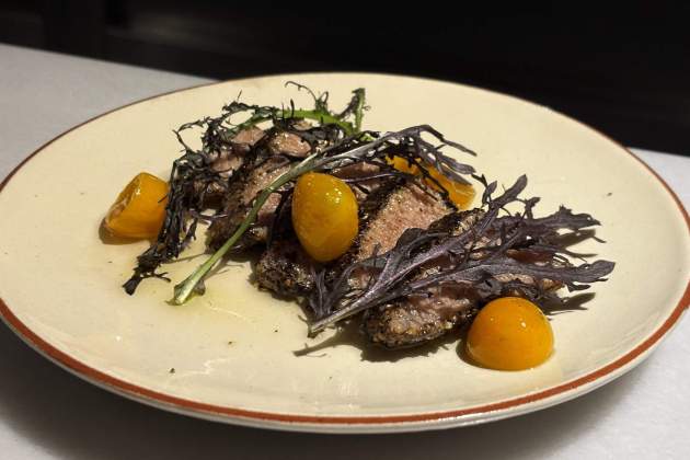 El pastrami de ventresca de tonyina amb cumquat del Martinet Foto Marta Garreta