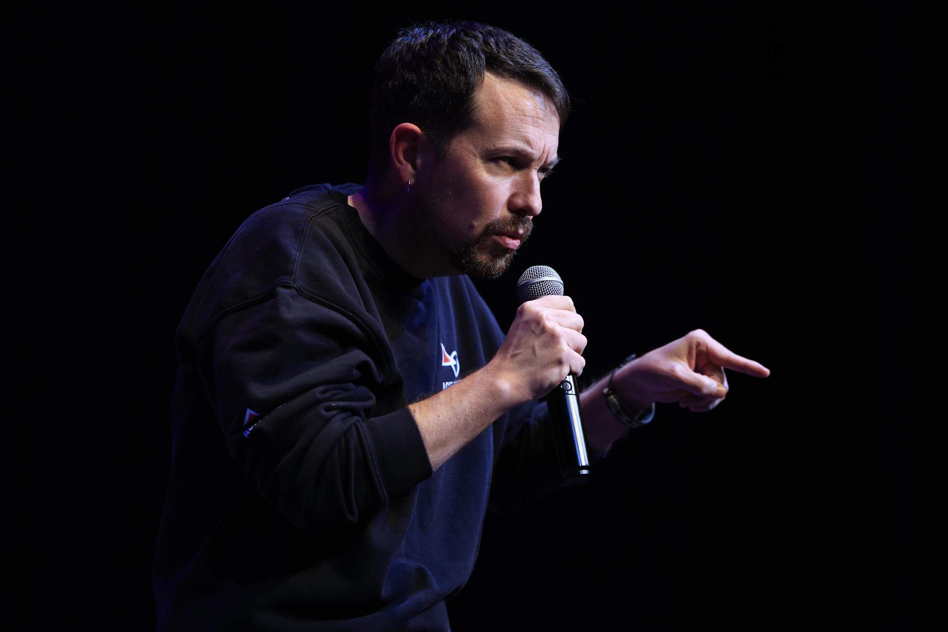 Encontronazo entre Pablo Iglesias y Vito Quiles en plena calle: "Fascista, cerdo"