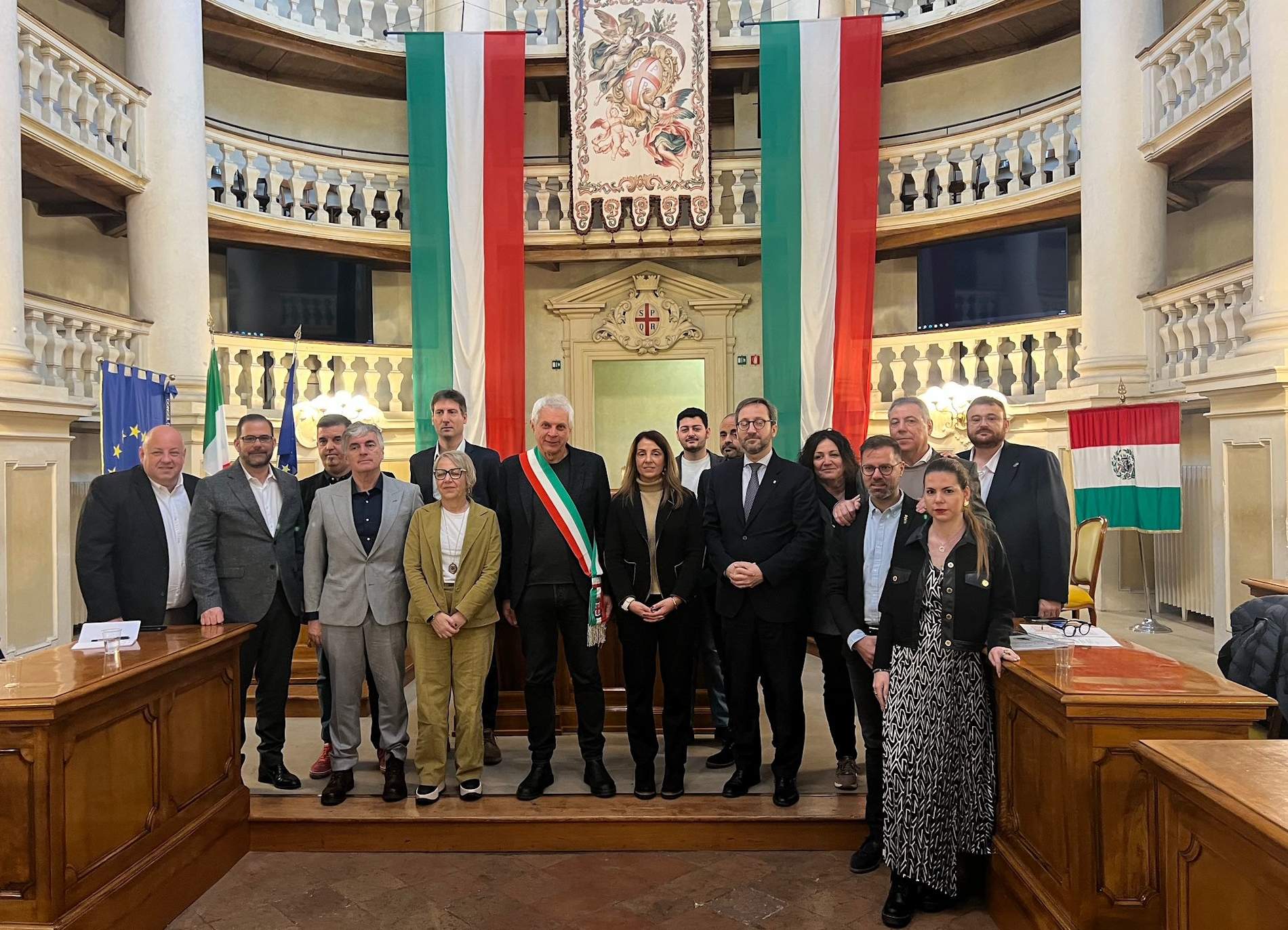 La ACM viaja a Italia para conocer experiencias que permitan mejorar la gestión de residuos textiles