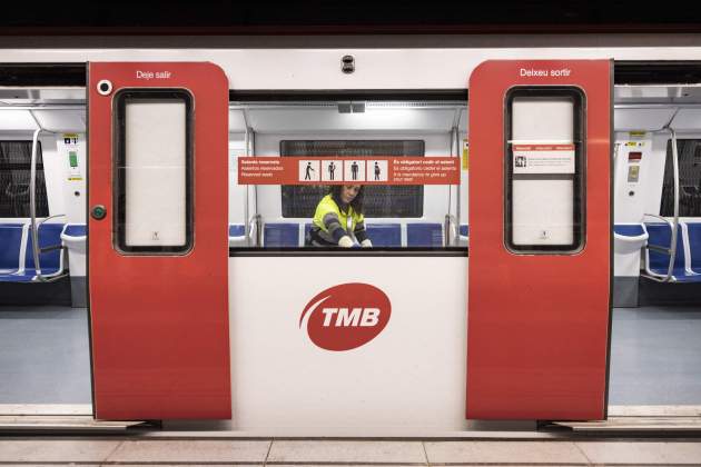 Nou contracte de neteja al metro de Barcelona, tasques de neteja20