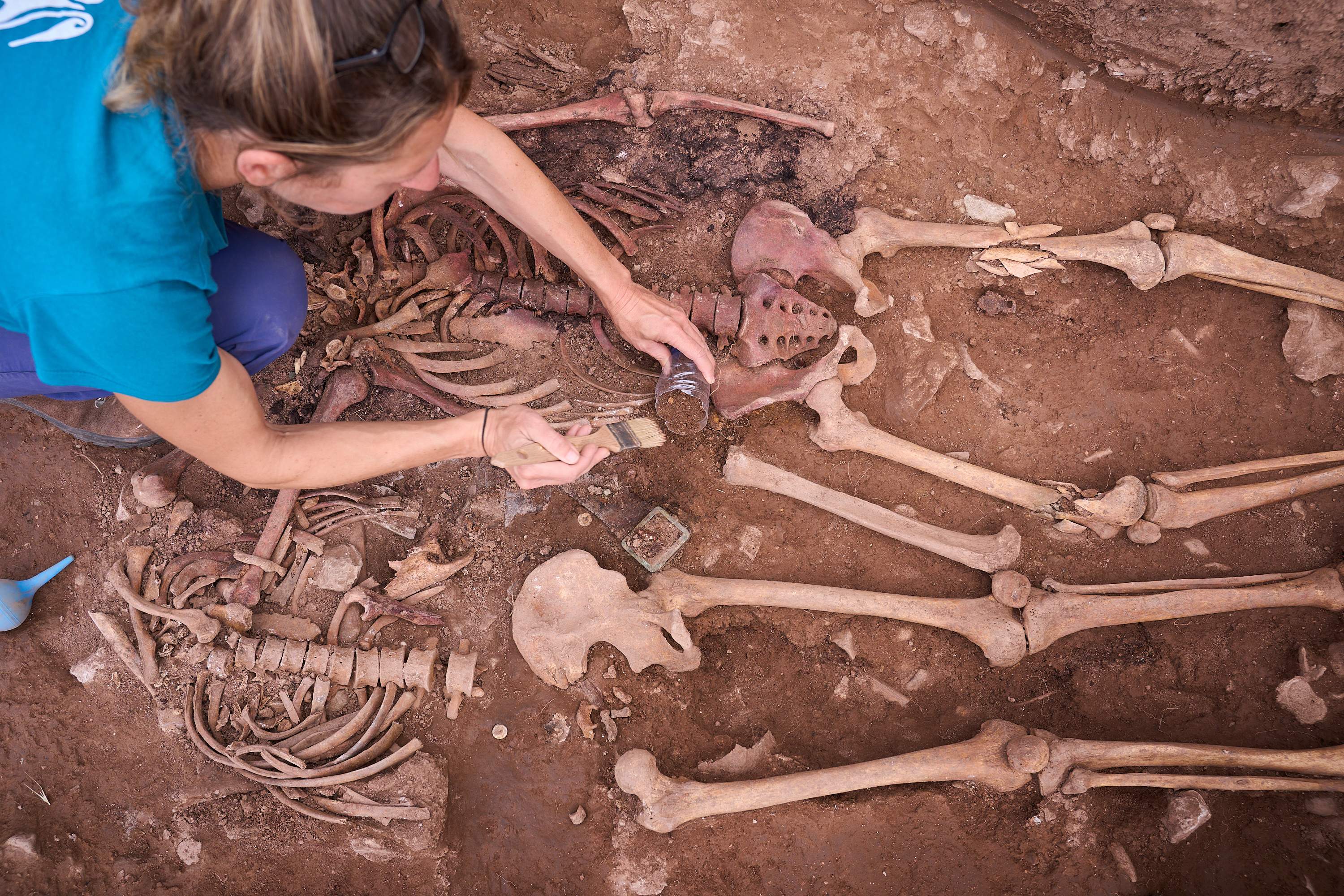 Per què els Comuns volen que Illa dupliqui el pressupost per a memòria democràtica?