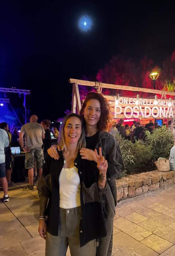 Elena Herráiz, amb la seva parella IG2