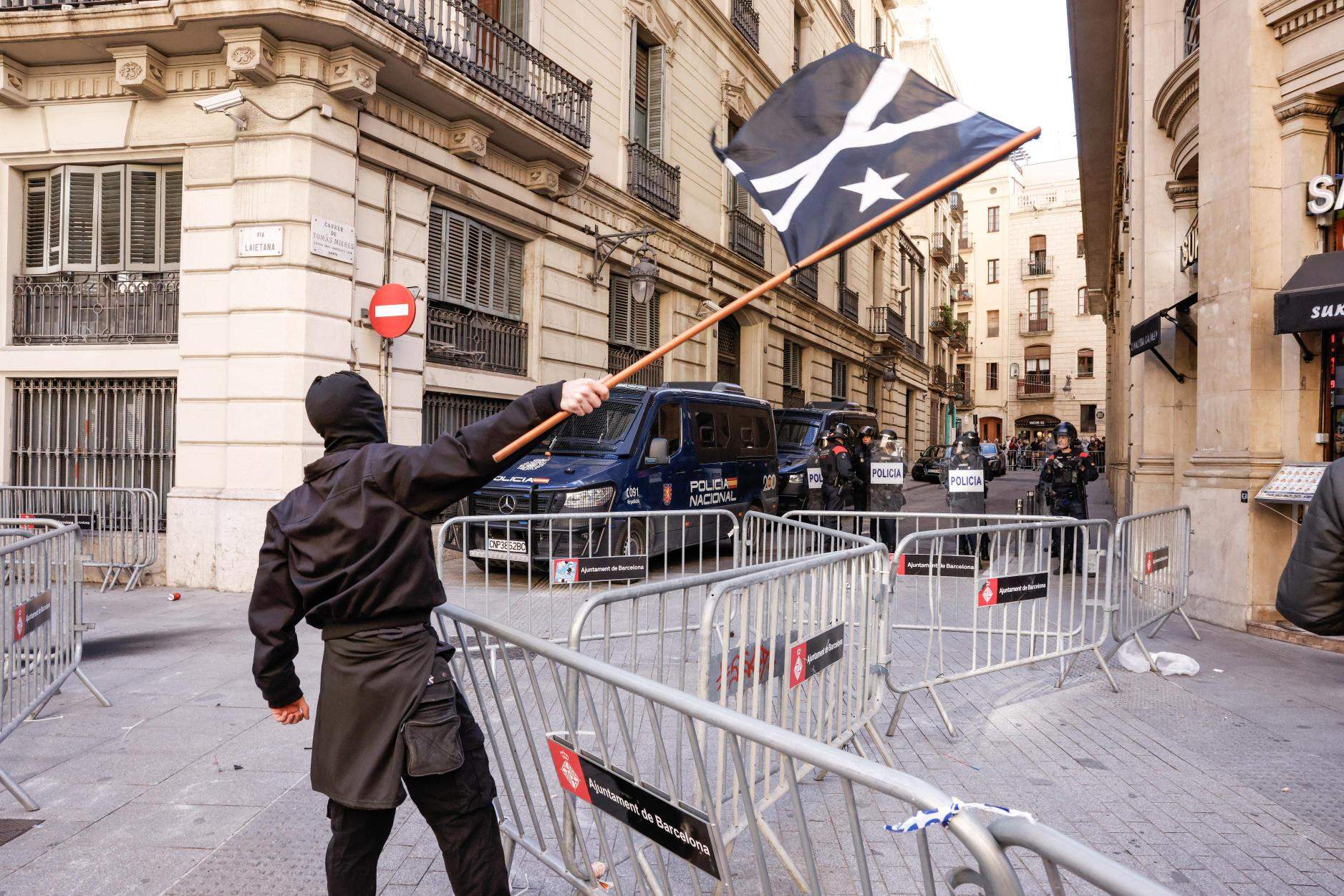 La Caixa de Solidaritat destina més de 80.000 euros per ajudar 137 independentistes represaliats el 2025