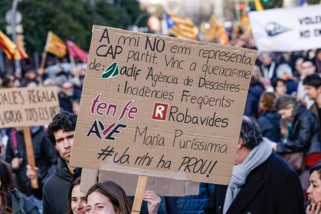 Multimedia (11) Multimedia (11)