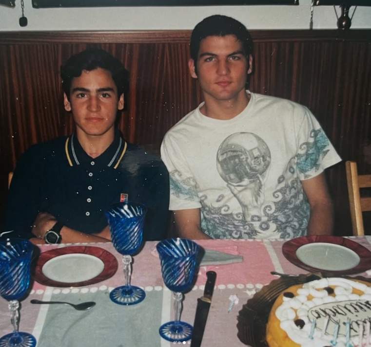 El Raúl Gómez y su querido y recordado hermano mayor, que murió hace 25 años IG3