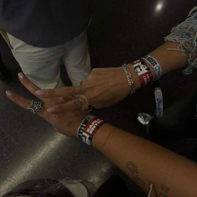 Laura Escanes con Gemma Pinto en el año 2024 en Nueva York para el concierto de Bad Bunny / Instagram 