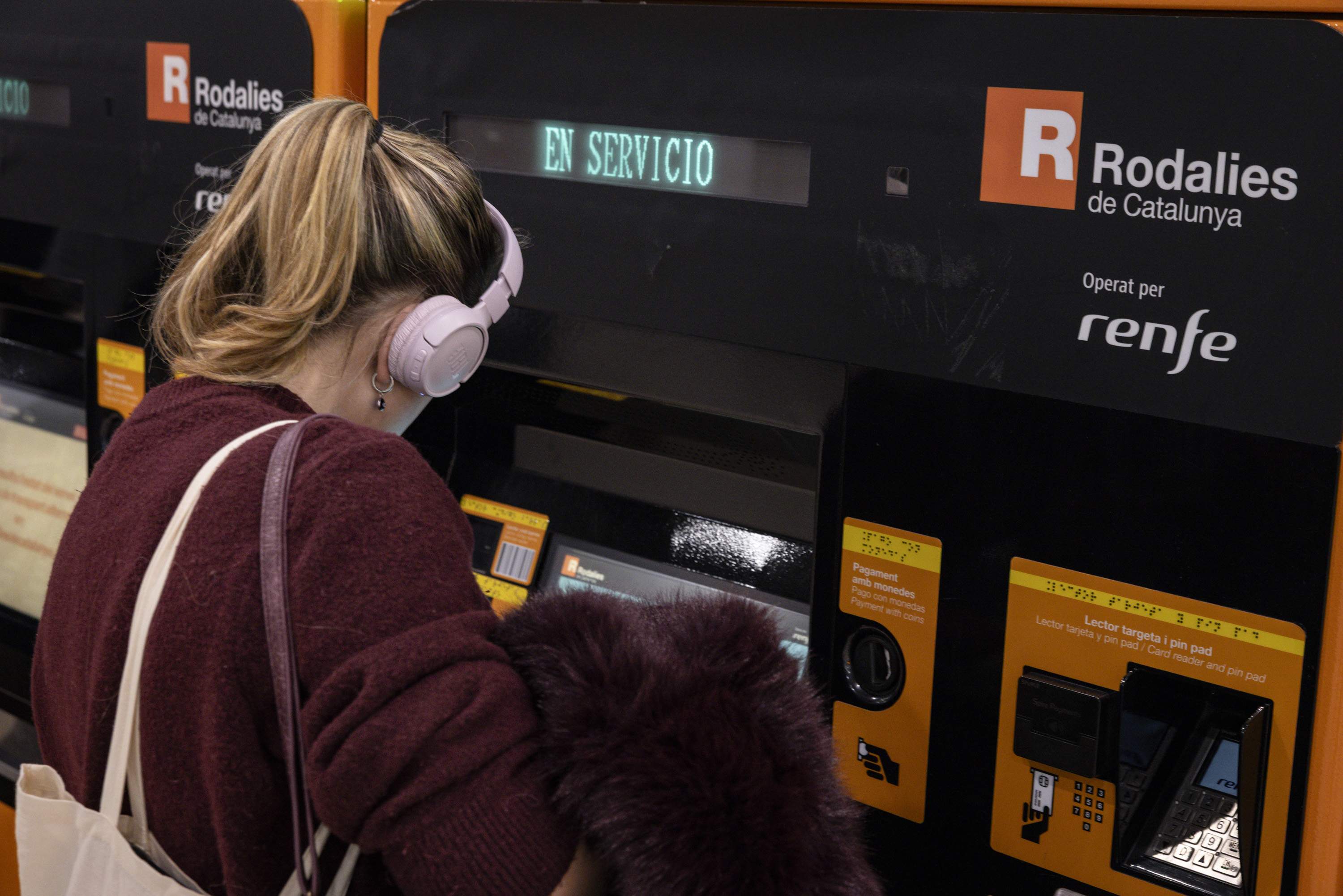 Junts reclama explicaciones a Paneque por los retrasos generalizados en las obras de Rodalies