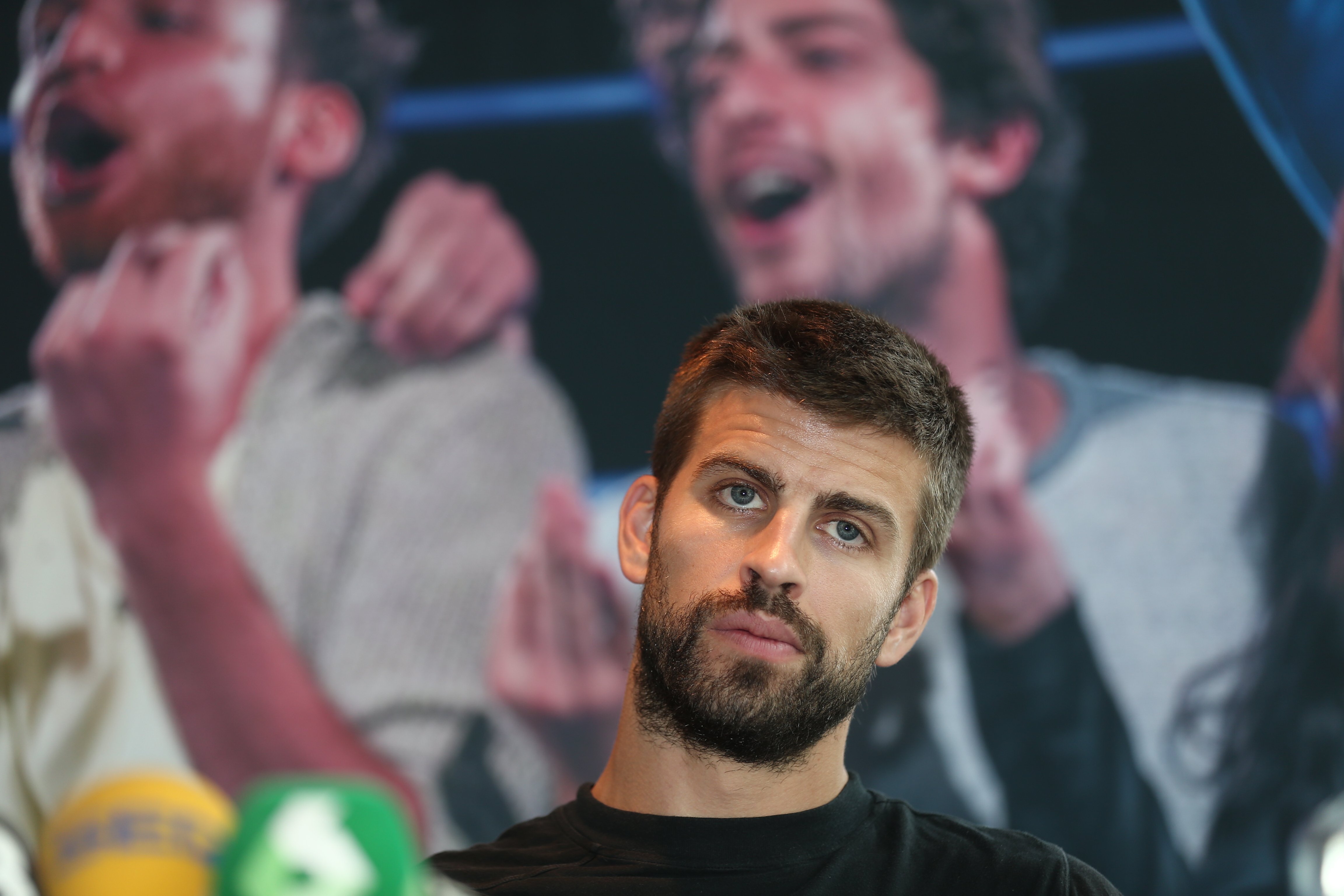 El entrenador del Viladecans dispara contra Gerard Piqué: "Nos toca las narices"