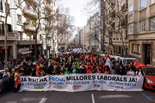 manifestació barcelona educació vaga professors mestres carlos baglietto 