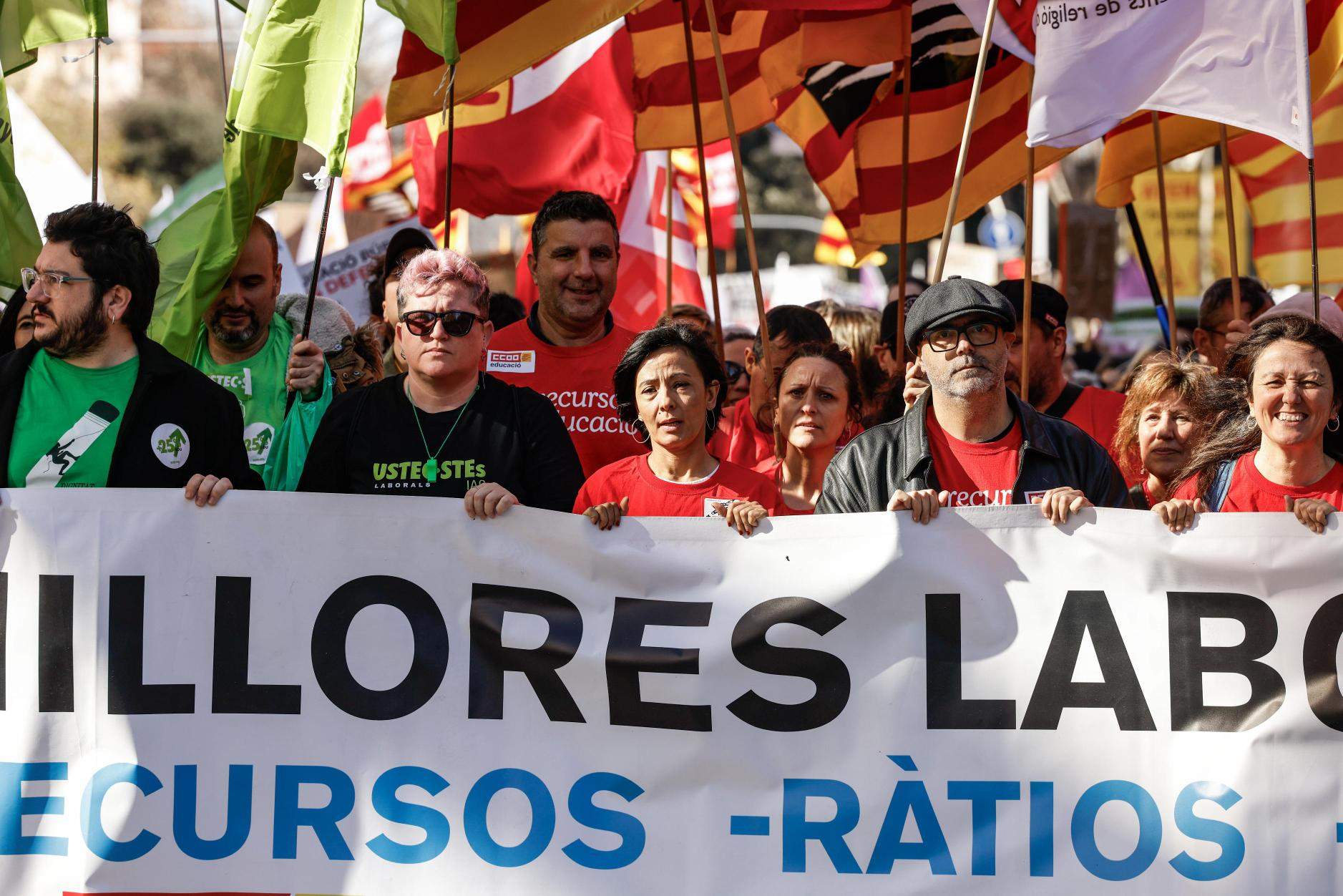 El Govern se niega a mover ficha a pesar de las nuevas convocatorias de huelga de los sindicatos de enseñanza