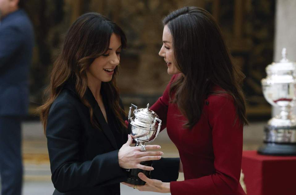 9263819bc2be0a1080f16f3a62babe384880b1e7w