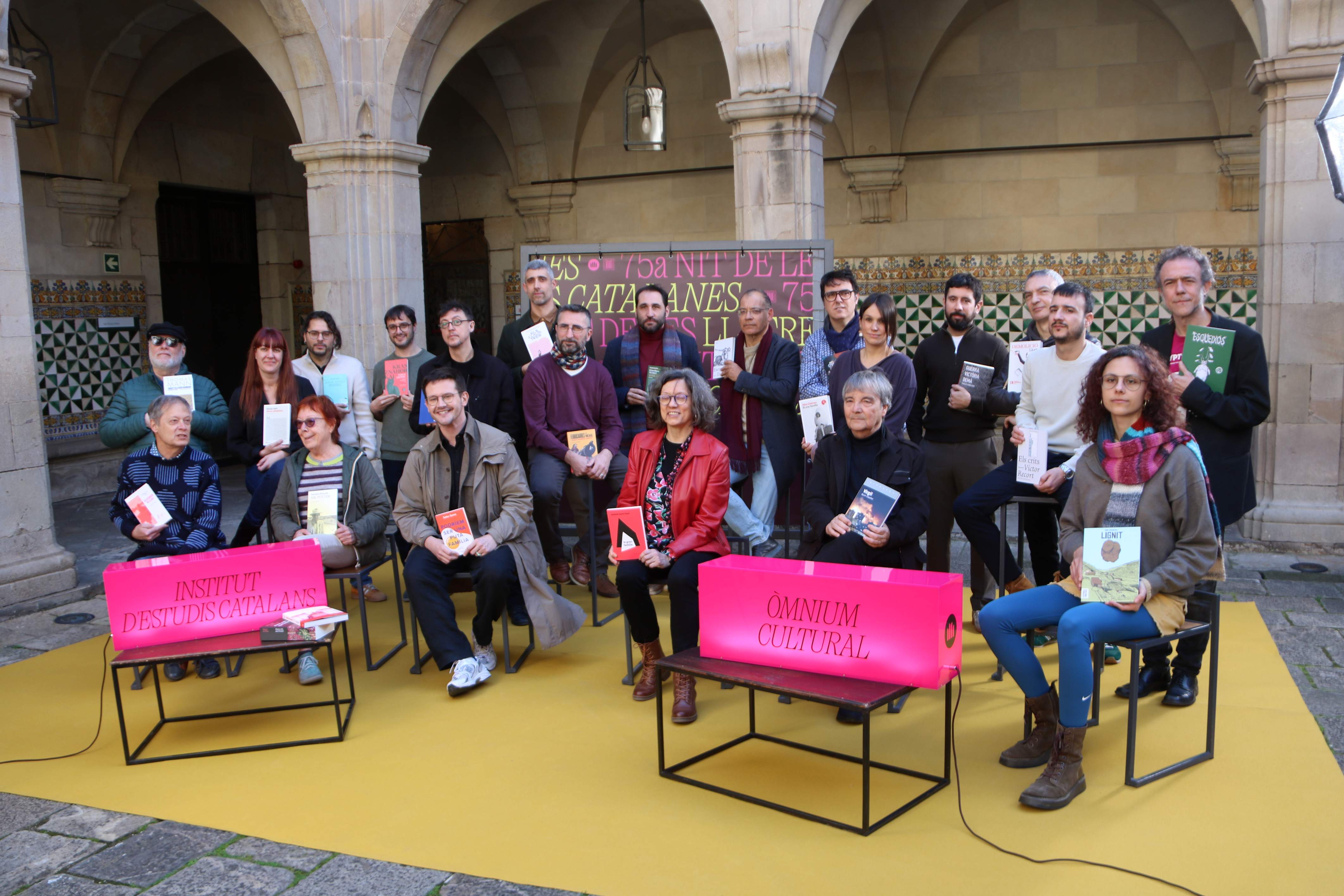 La Nit de les Lletres Catalanes calienta motores reivindicando la salud de hierro del mundo editorial catalán
