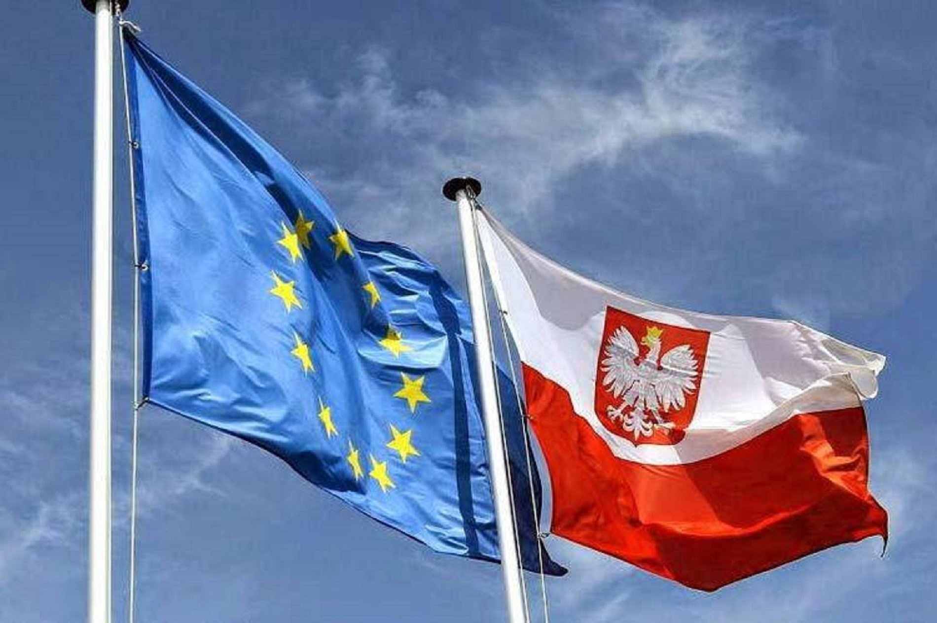 Polonia rechaza aprobar un texto europeo que mencionaba los derechos LGTBI