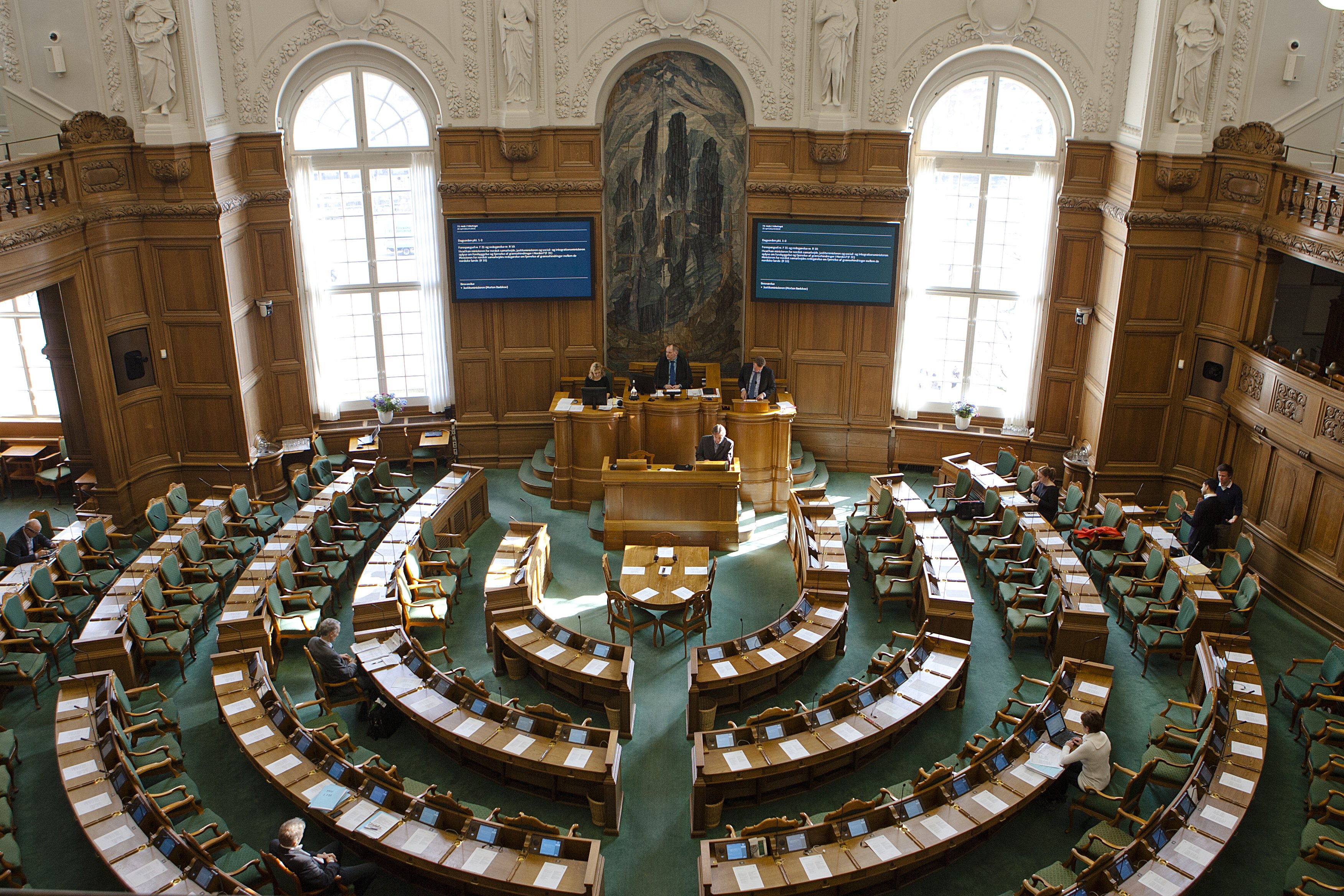 El encarcelamiento de los Jordis llega al Parlamento de Dinamarca