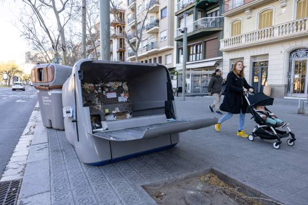 Temporal vent fort Barcelona / Carlos Baglietto Temporal vent fort Barcelona / Carlos Baglietto