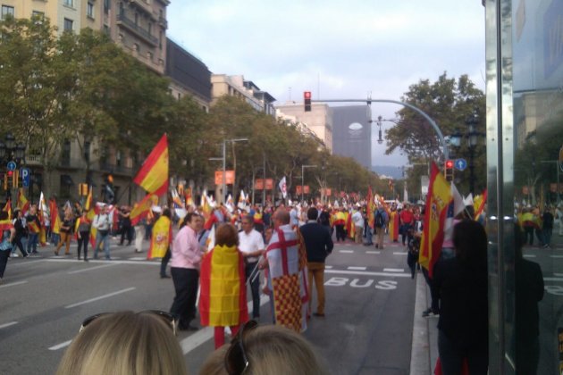 manifestacio espanyolista 12o - gustau nerin