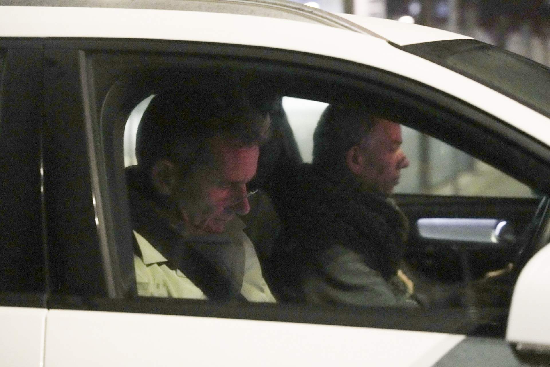 La tensa trobada de Cristina i Urdangarin a Pedralbes amb el fill Pablo posant pau