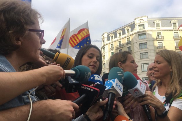apropades - carlota camps
