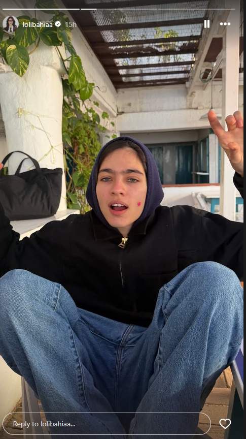 Loli Bahia en un chiringuito de Badalona, Ig