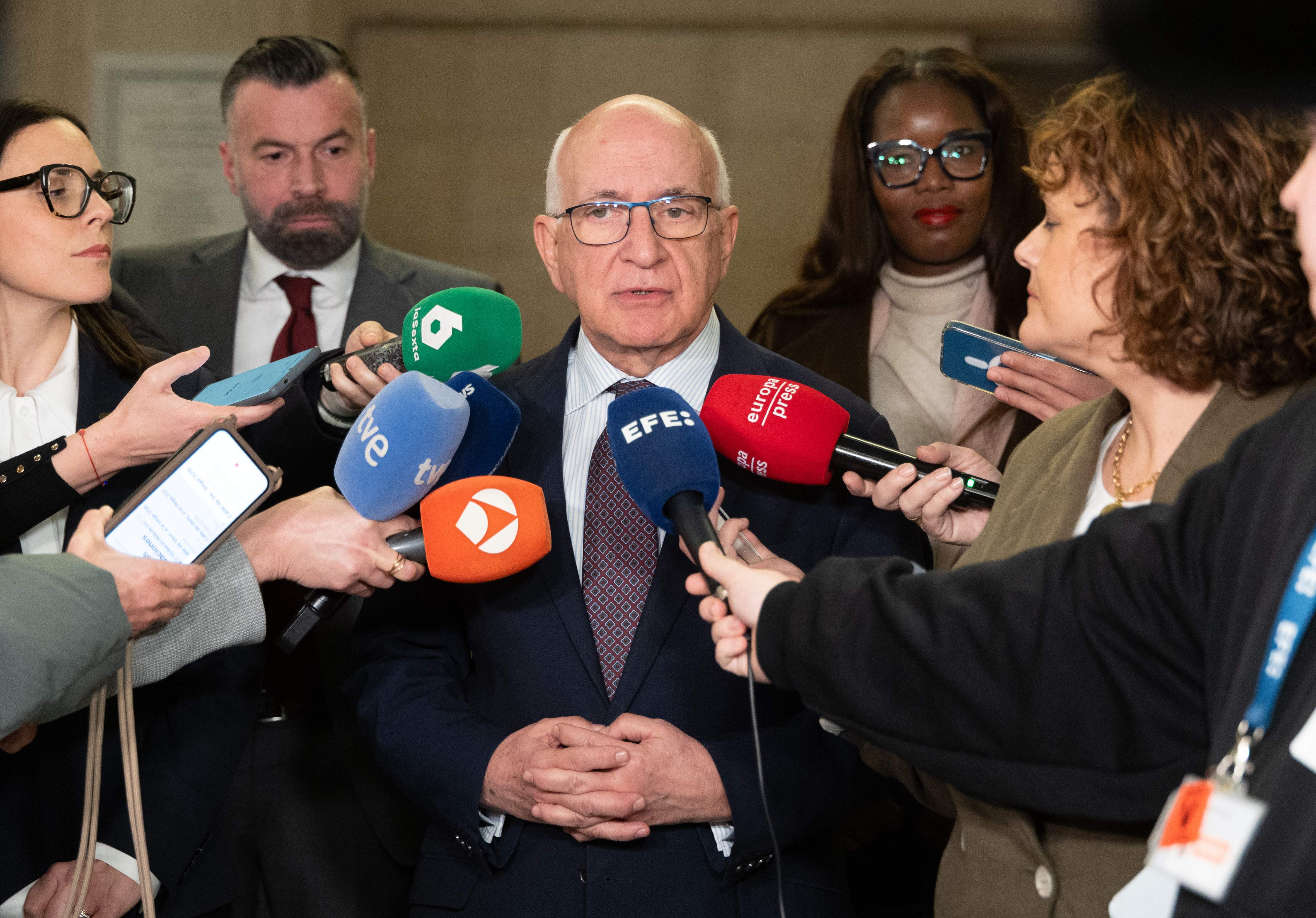 El PP afea a Sánchez que no reciba una misión de eurodiputados que evalúa el Estado de derecho en España