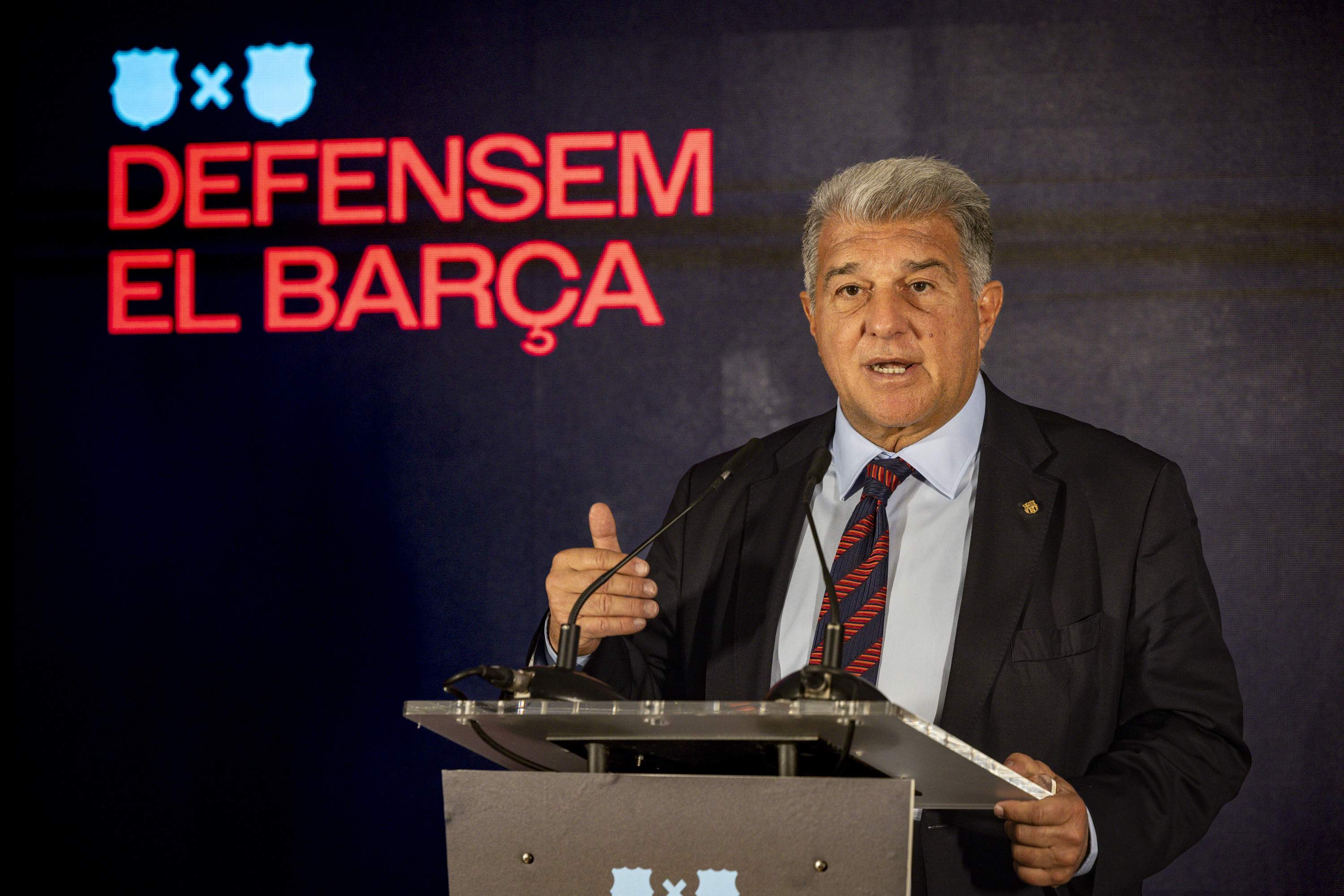 Laporta tanca la campanya electoral entre emoció, defensa de la gestió i una última càrrega contra Font