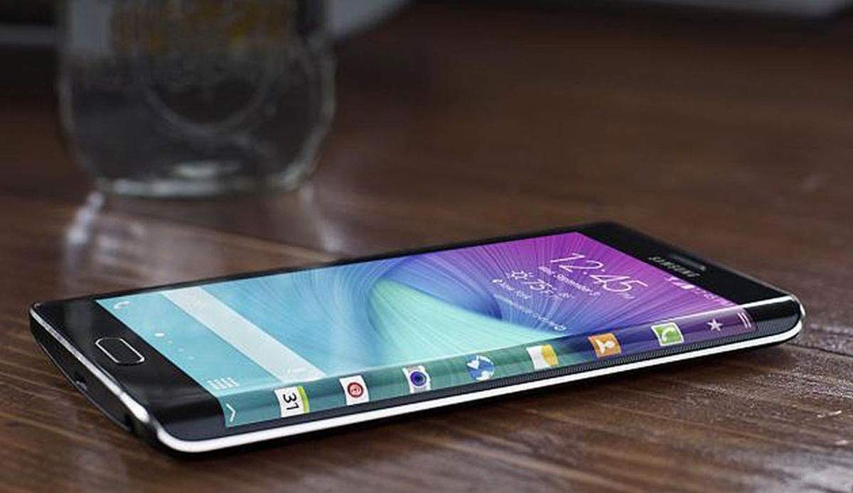 És el Galaxy S6 Edge un Competidor Real de l'iPhone 6 Plus?