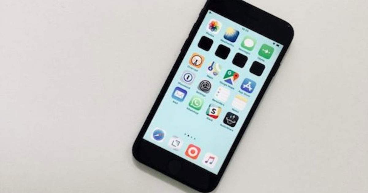 Amb aquest truc pots fer que el dock de l'iPhone sigui transparent