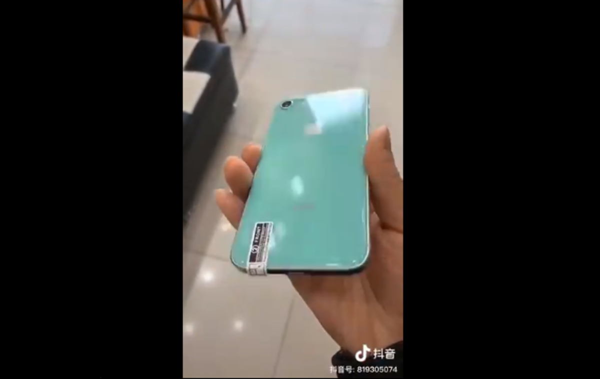 Aparece un vídeo de un supuesto iPhone 9 que no parece real