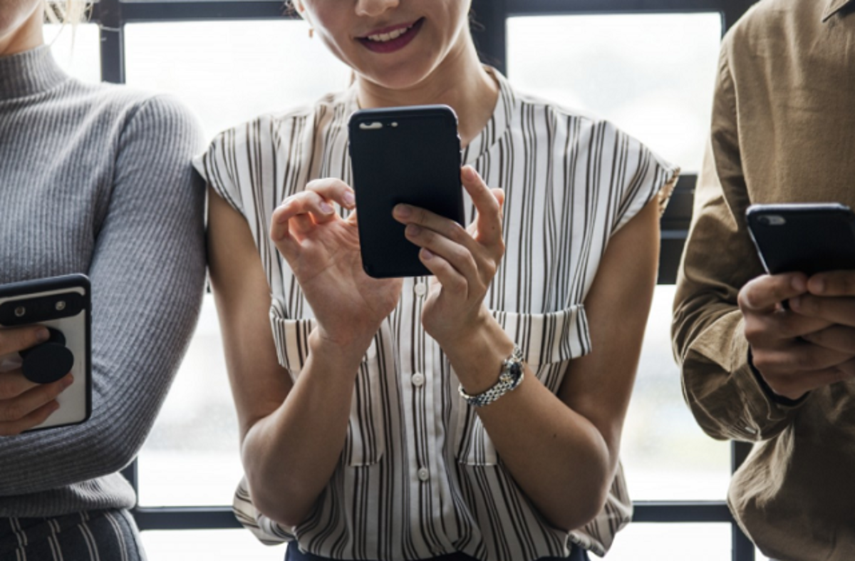 5 bromas divertidas que puedes hacer con el iPhone