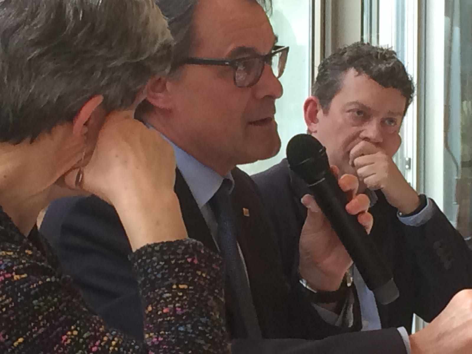 Mas, a los partidos independentistas: "No nos enredemos en discusiones estúpidas"