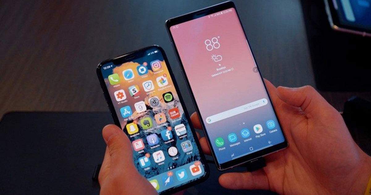 Fan de Samsung esclata: el seu Galaxy de 2018 de 1.000 euros no s'actualitza i un iPhone de 2015 sí