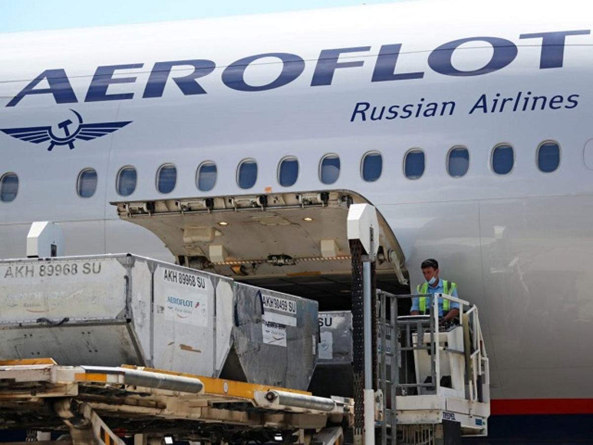 La tripulació d'una aerolínia russa acusada de guanyar 50 milions de dòlars per contraban d'iPhone