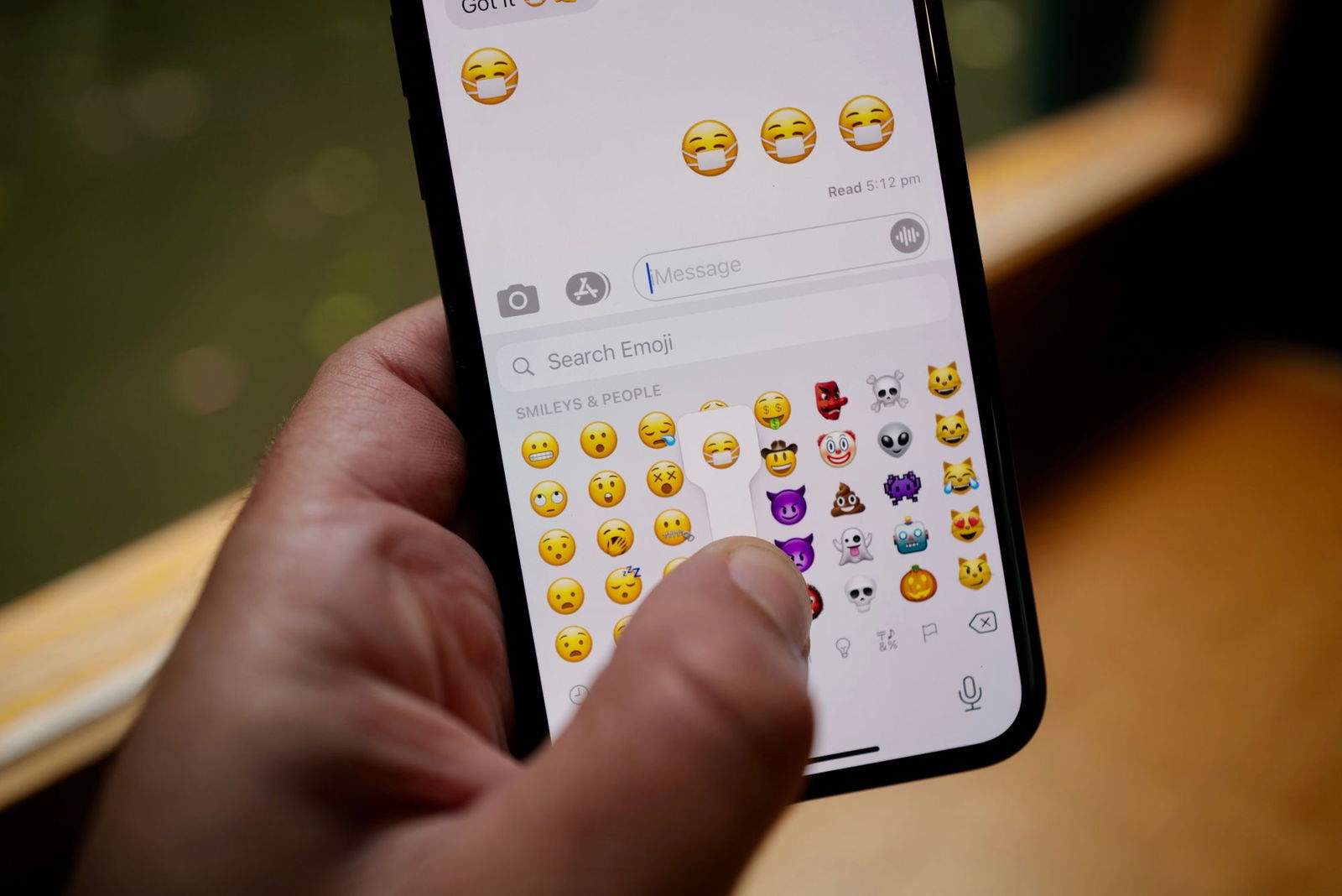 Com saber el significat d'un emoji? El teu iPhone el pot llegir