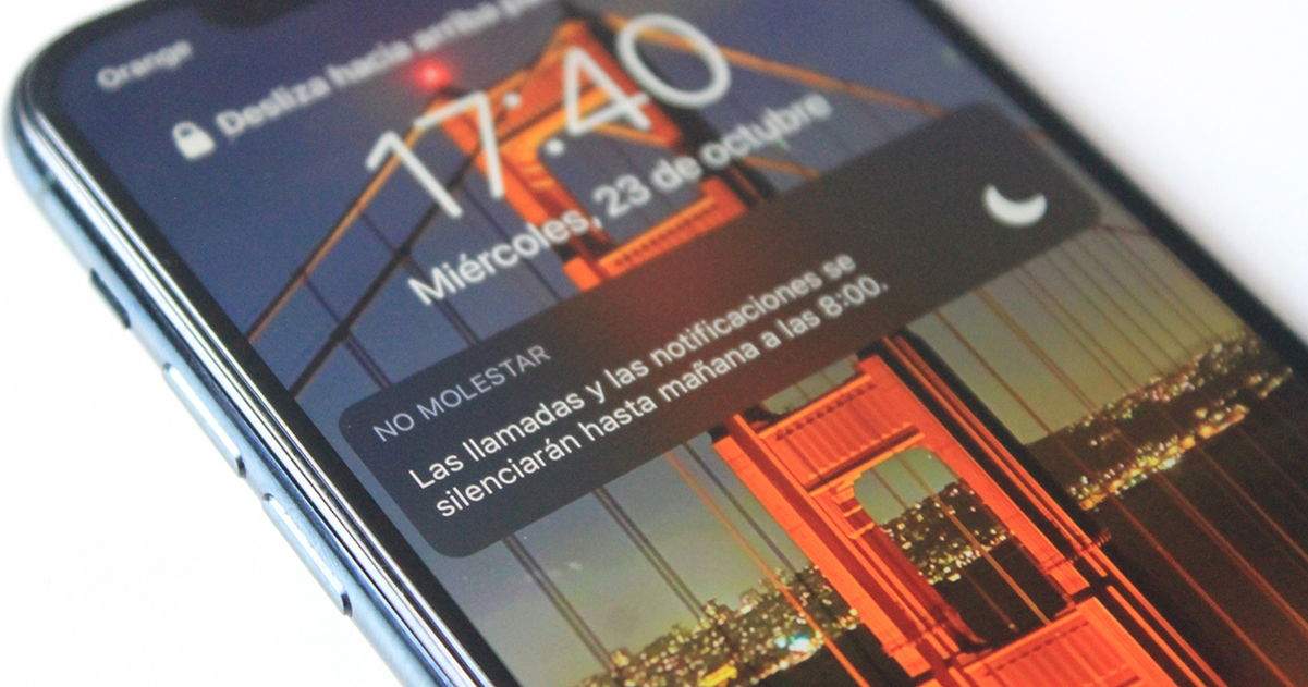 Cómo poner el iPhone en silencio automáticamente cuando llegas al trabajo o a clase