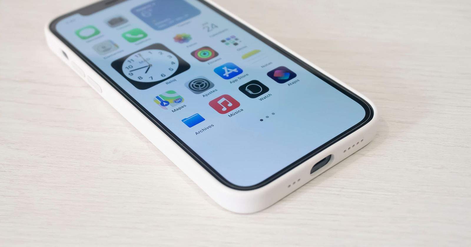 Com amagar el dock de l'iPhone