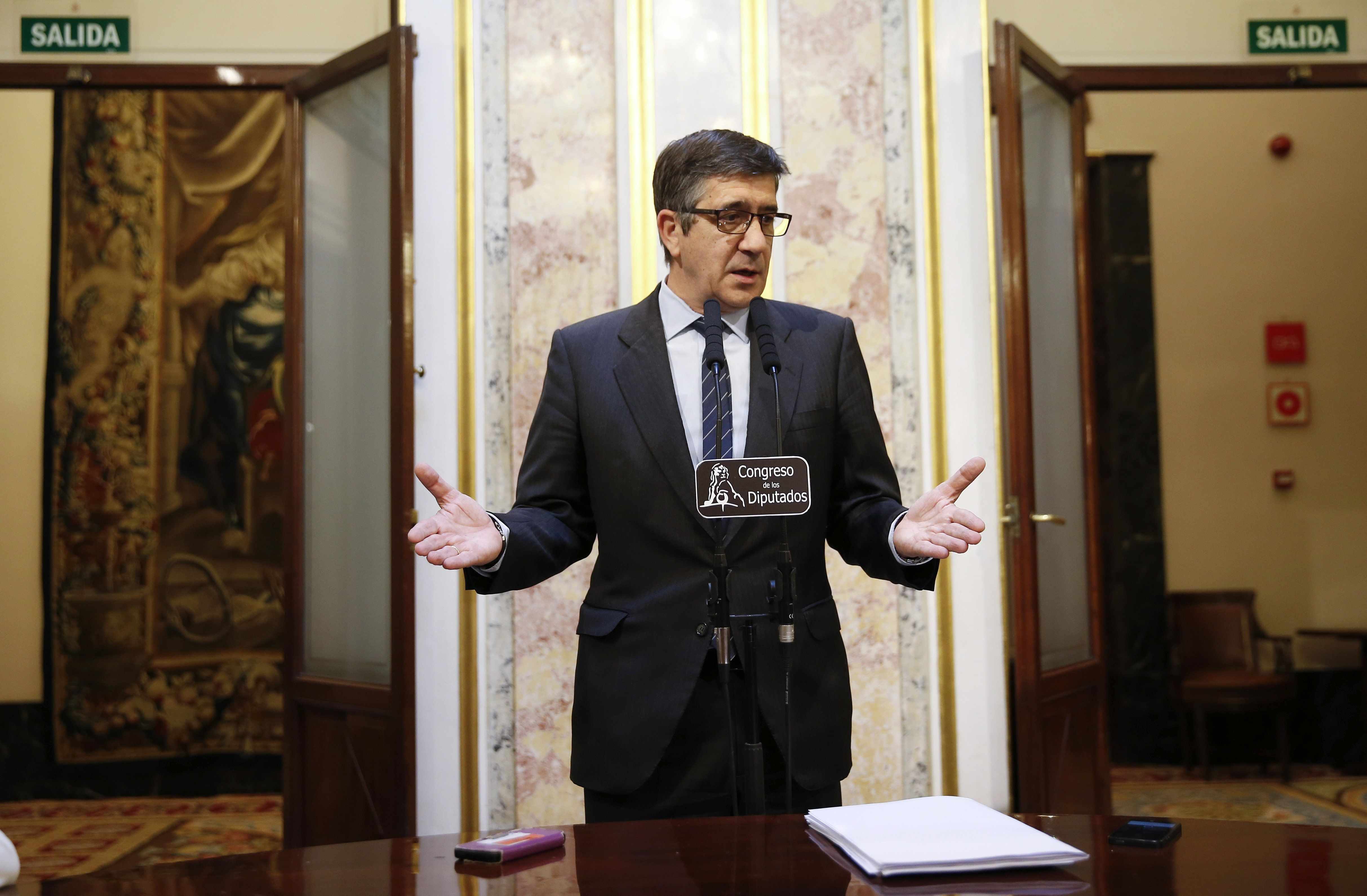 Rajoy informará al Congreso, pero rechaza su control