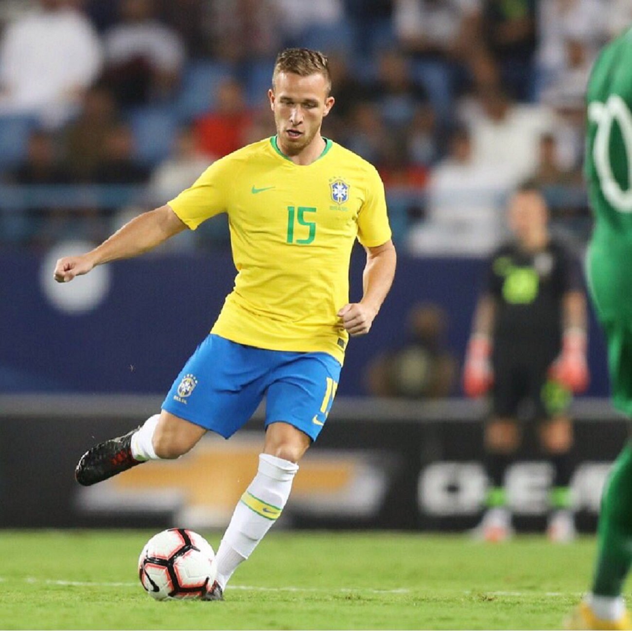 Coutinho y Arthur se reparten los minutos mientras Rakitic no descansa