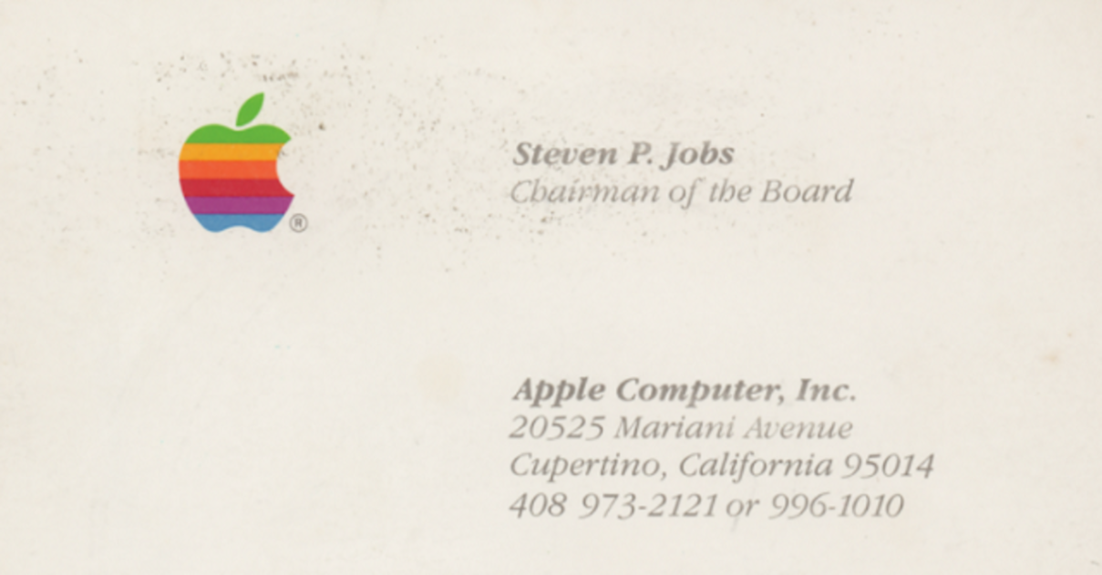 Venent antigues targetes de visita de Steve Jobs per 13.000 dòlars la unitat