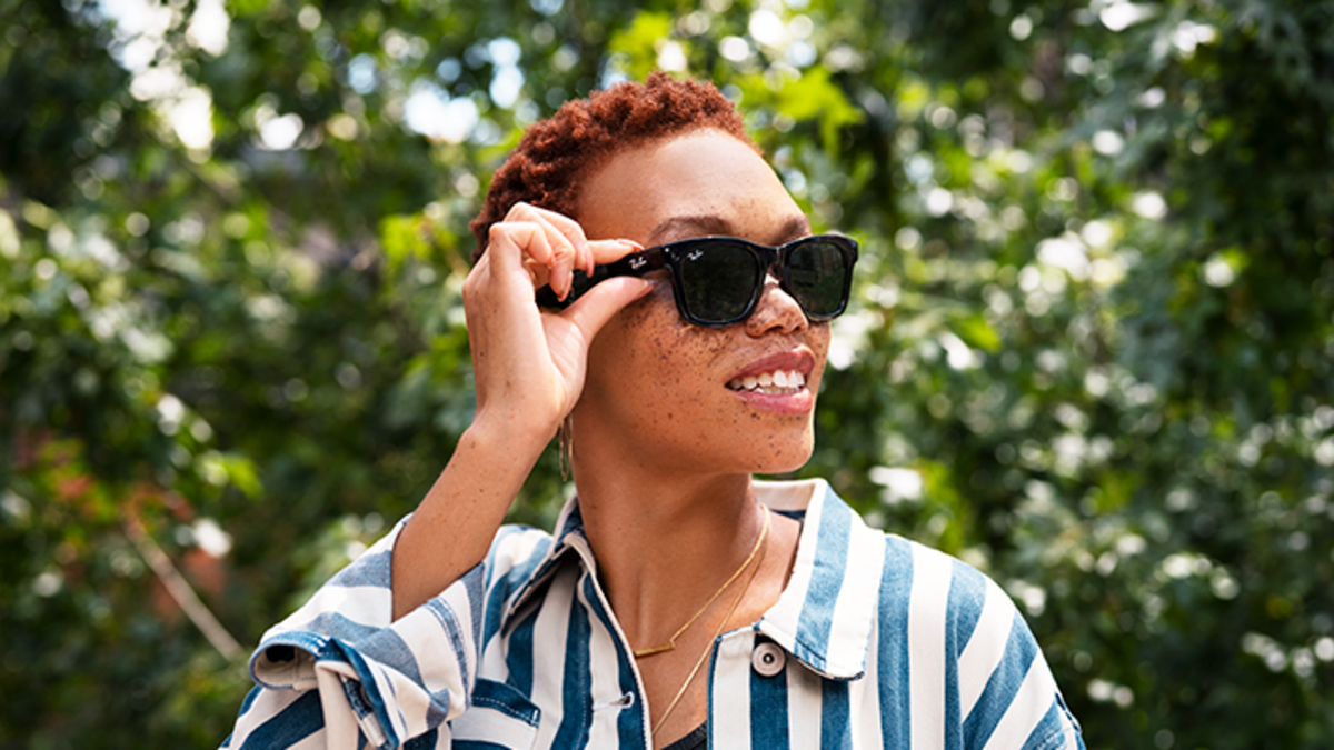 Facebook i Ray-Ban llancen unes ulleres intel·ligents amb càmeres