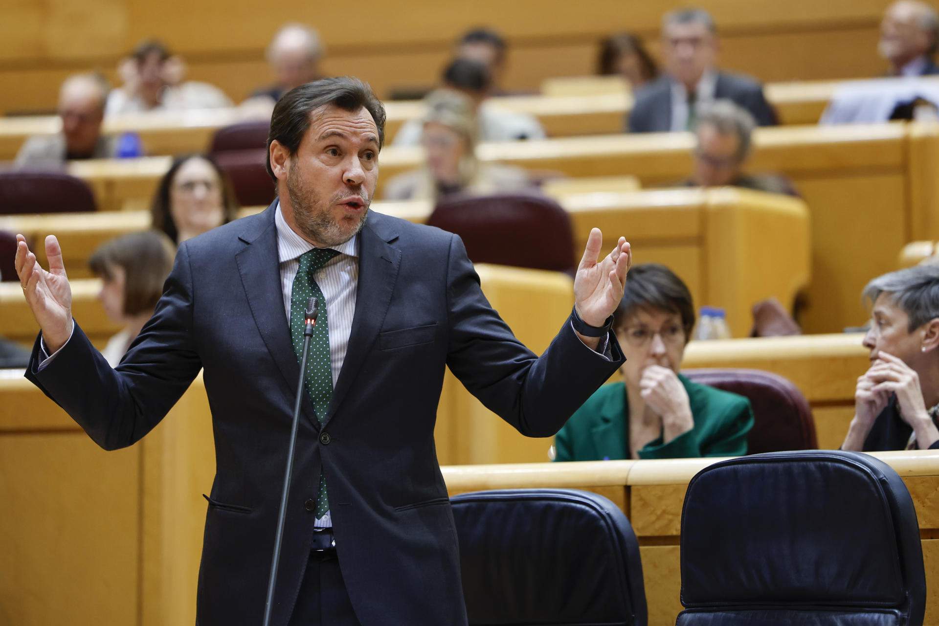 El PP pregunta a Óscar Puente si es van gastar fons europeus "en prostitutes": "quins ous", respon