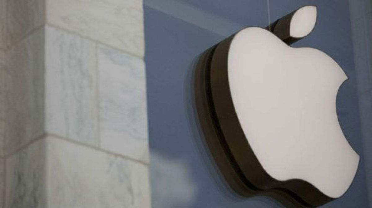 Les protestes per les males condicions obliguen a tancar una fàbrica d'iPhone