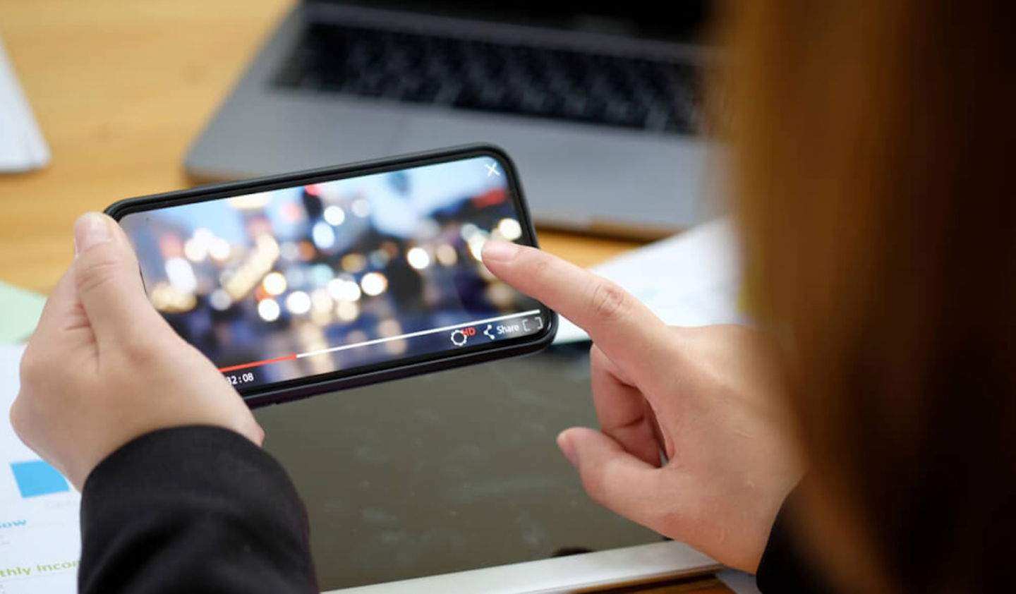 Com enviar vídeos sense perdre qualitat a l'iPhone