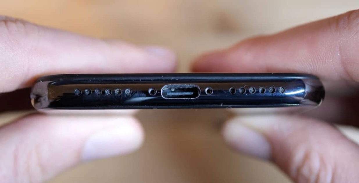 Per què el segon iPhone USB-C del món s'ha venut 80.000 dòlars més barat que el primer