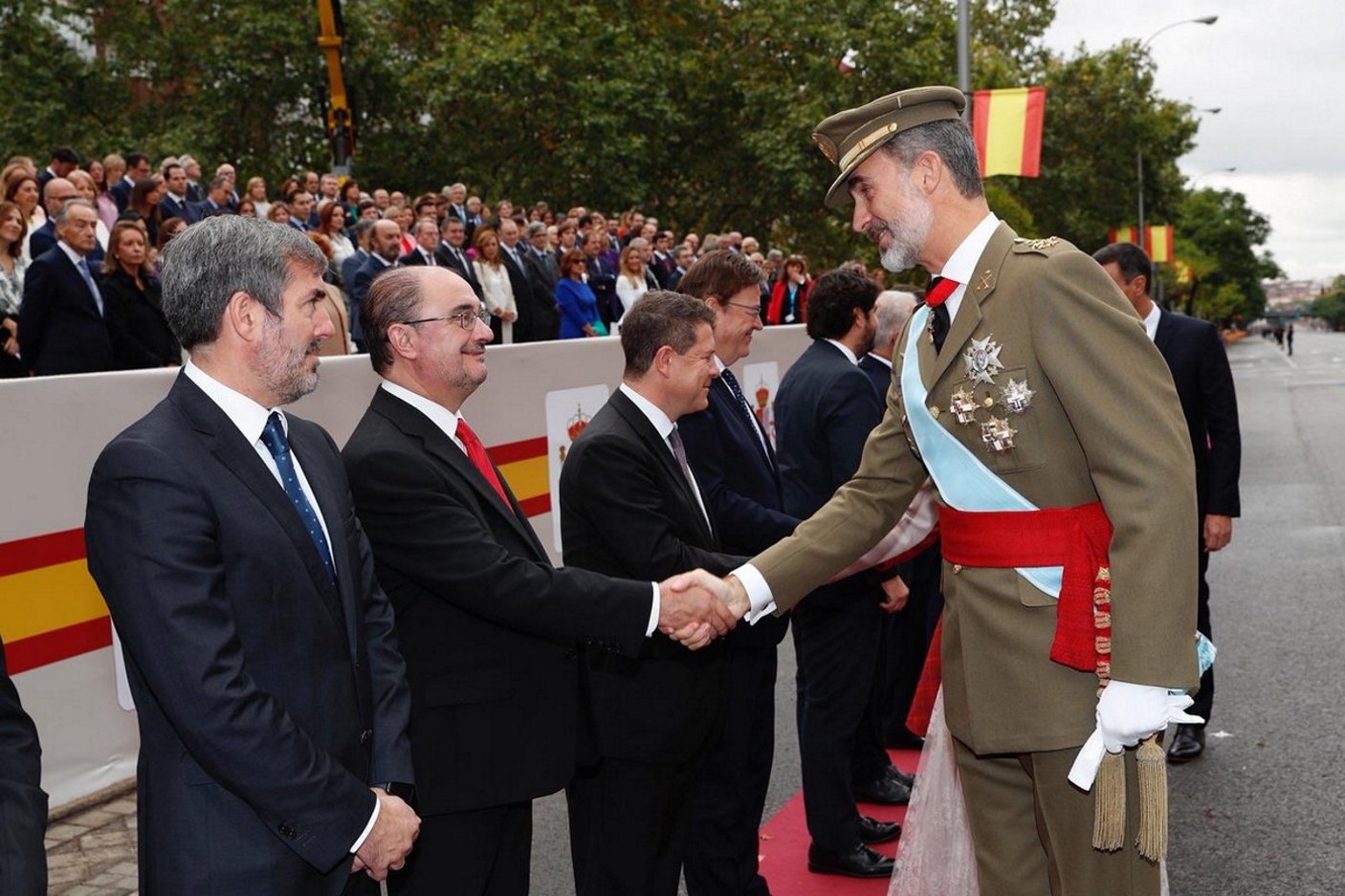 El presidente socialista de Aragón insulta a los políticos catalanes