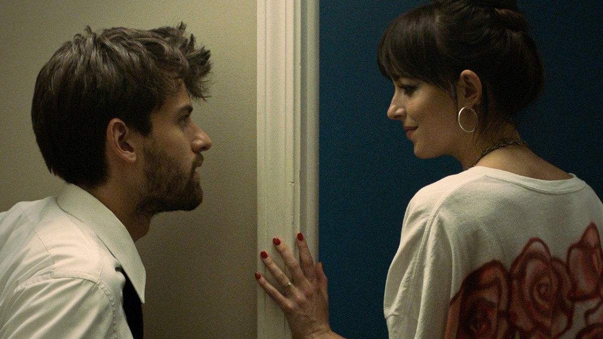 La pel·lícula d'Apple TV+ "Cha Cha Real Smooth" amb Dakota Johnson s'estrena el 17 de juliol