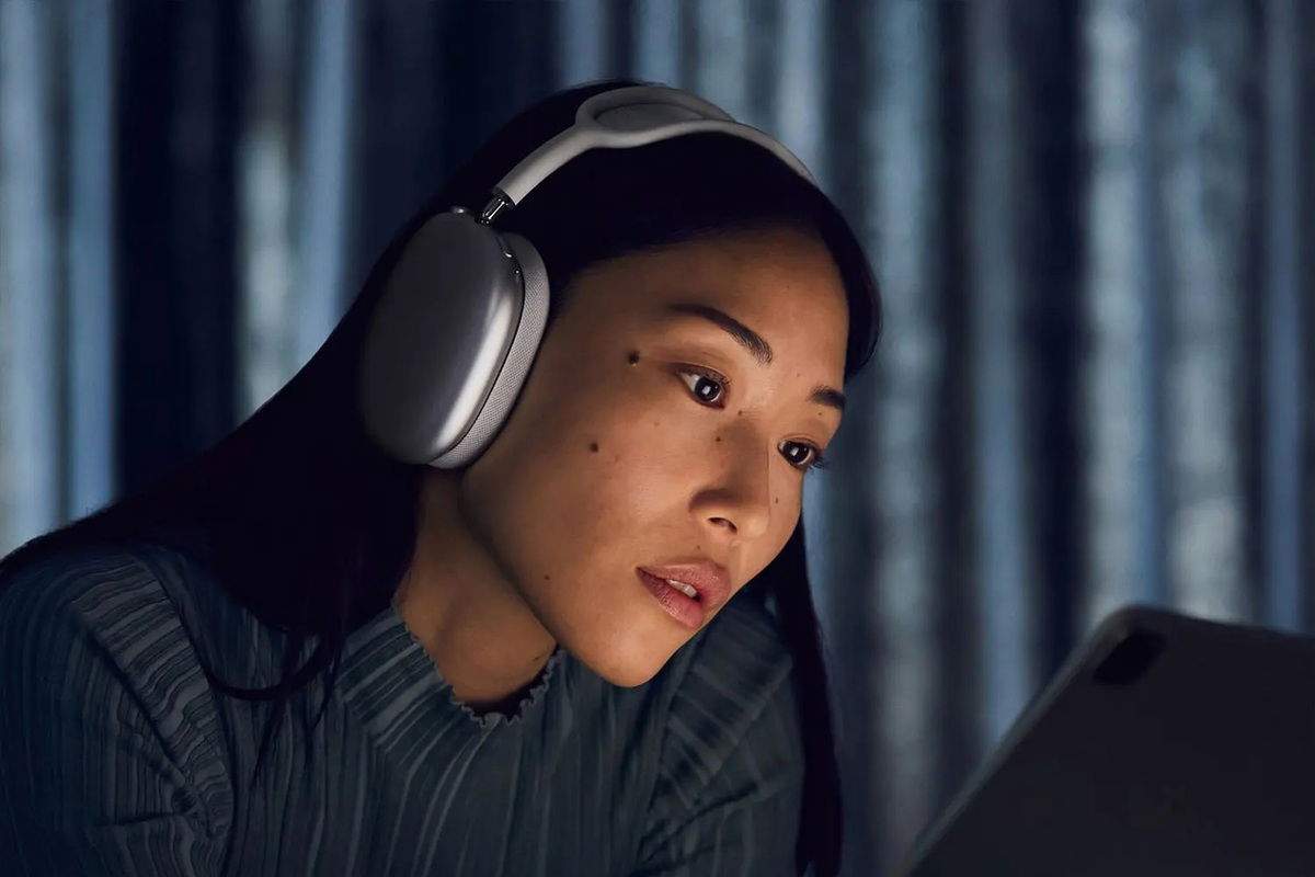 Com restaurar de fàbrica els AirPods Max